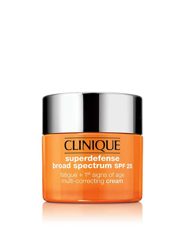 Superdefense SPF25 Fatigue + 1st Signs of Age Multi Correcting Cream, A refreshing silky cream with SPF that fights fatigue and first signs of aging.